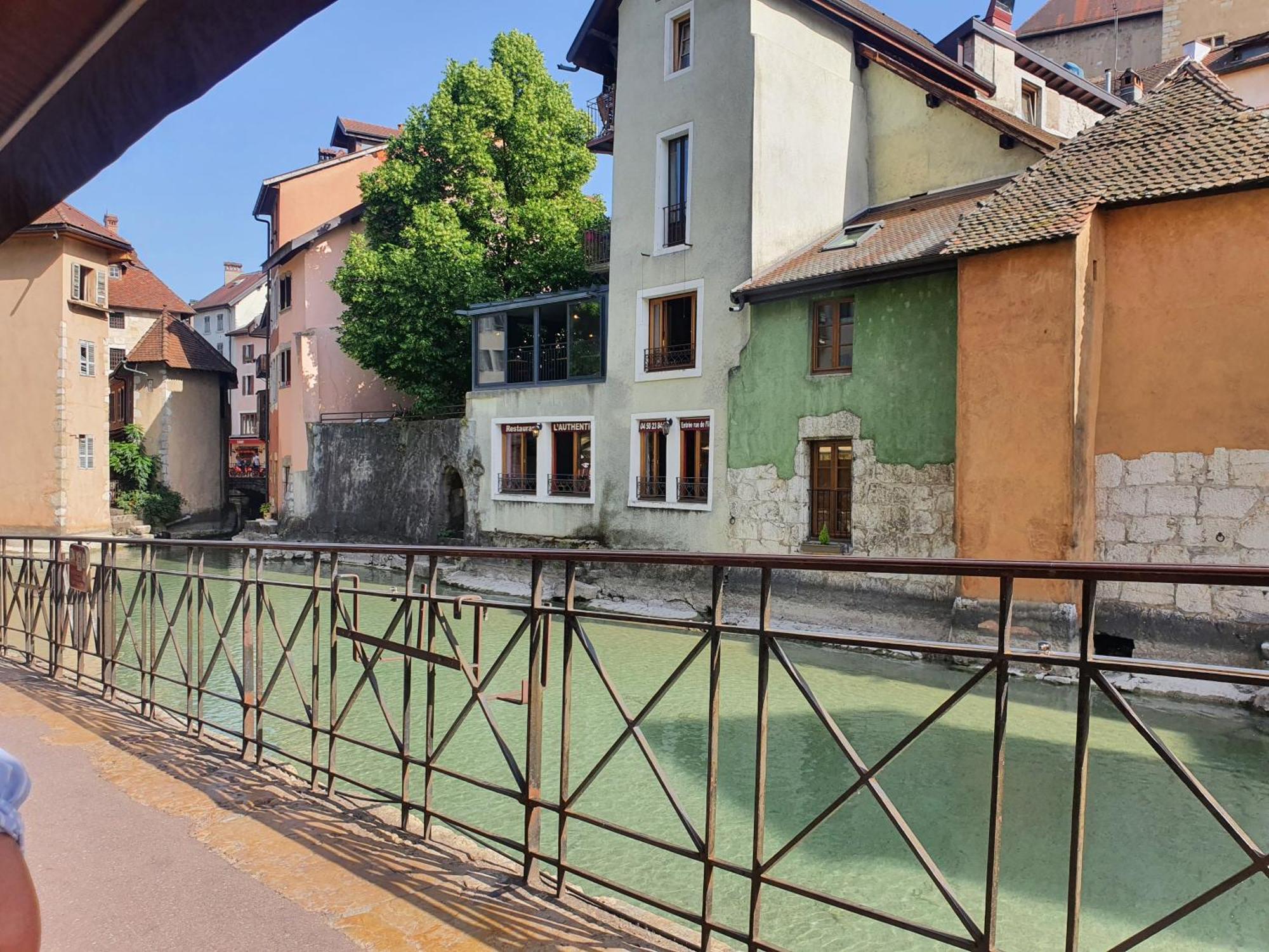 Hyper Centre Annecy Et Bord Du Lac Екстериор снимка